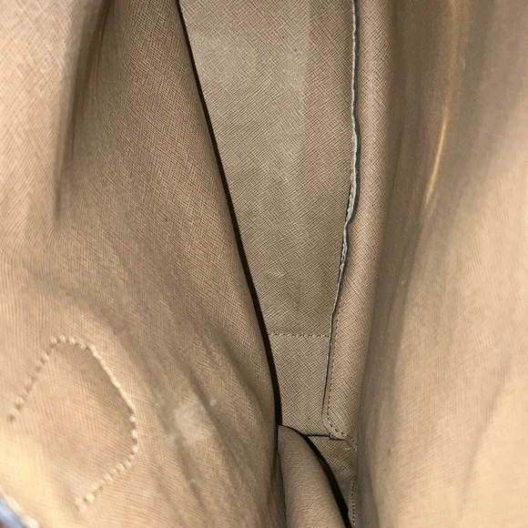 Michael Kors Mercer Tan Leather Tote - Picture 5 of 10